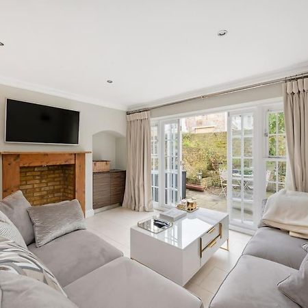 Fairytale Garden House - Next To Victoria Station & Pet Friendly Villa London Exterior photo